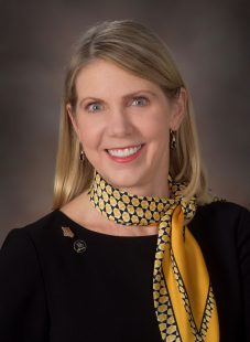 Dr. Elizabeth Kennedy
